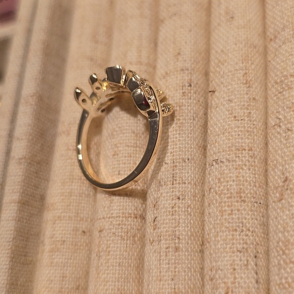 FASHION JEWELRY SILVERTONE & GOLDTONE FLORAL RING SIZE 7 - Picture 12 of 12